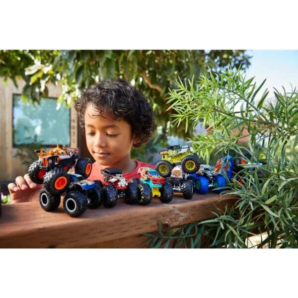 HOT WHEELS - Auto De Juguete Escala 1:64 (Contiene Producto Al Azar Del Surtido) Hot Wheels