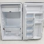 FRIGOBAR MIDEA 93L DE SEGUNDA SELECCIÓN 10 Midea 93l 9